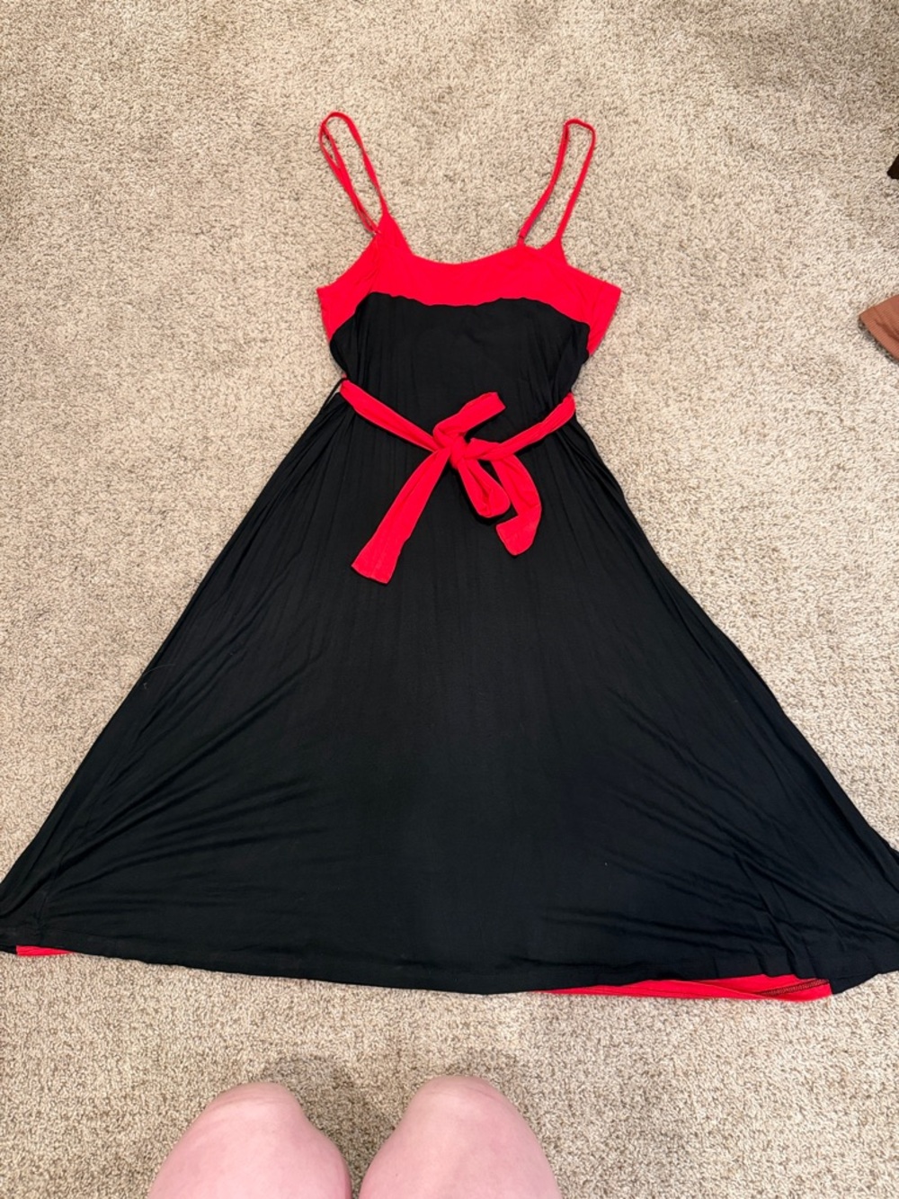 Red and Black Twist-Front Spaghetti-Strap Maxi Dress - Picture 4 of 5